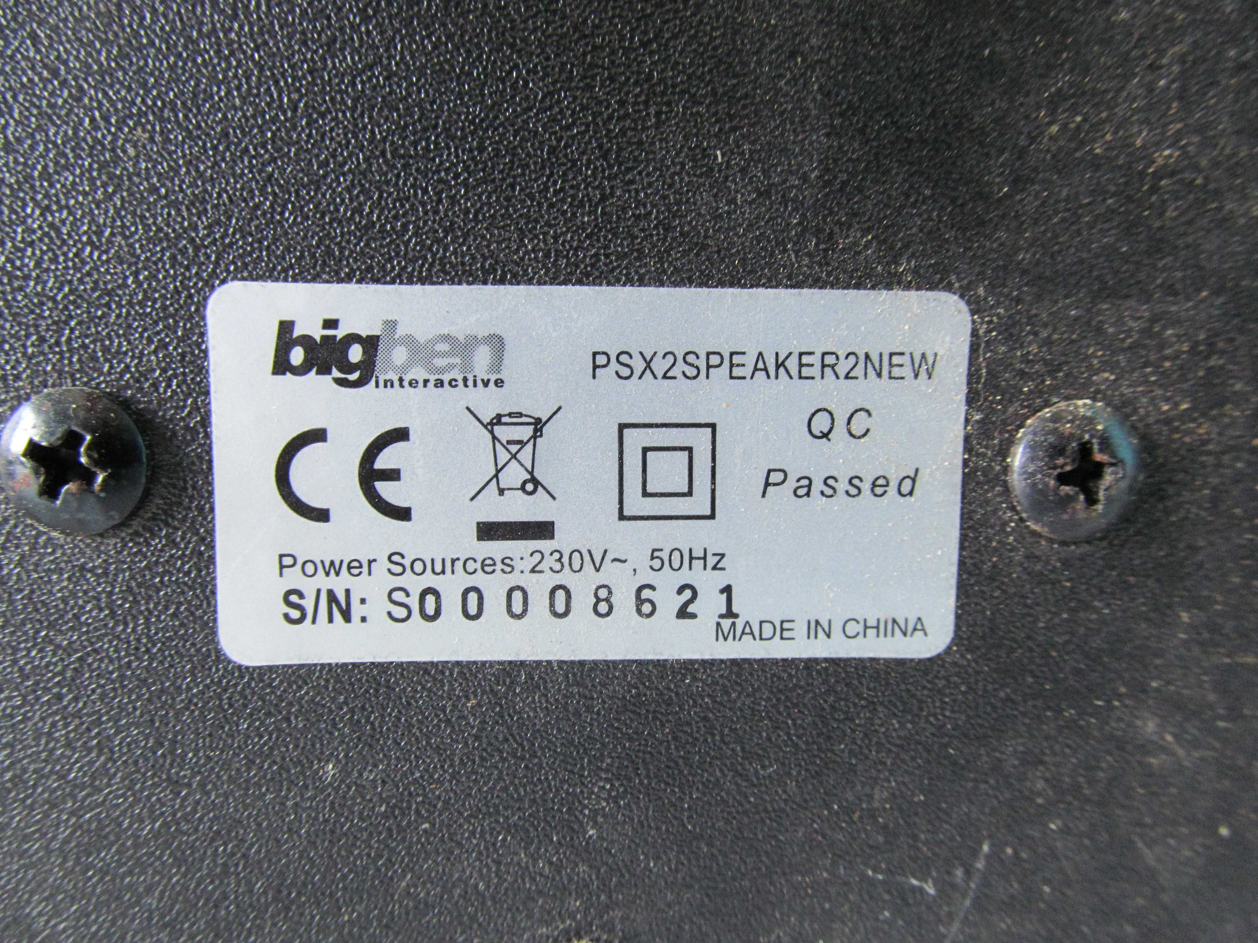 mały zestaw głośnik 2.1 subwoofer + 2 boczne-wejście AUX/InPut-do komp