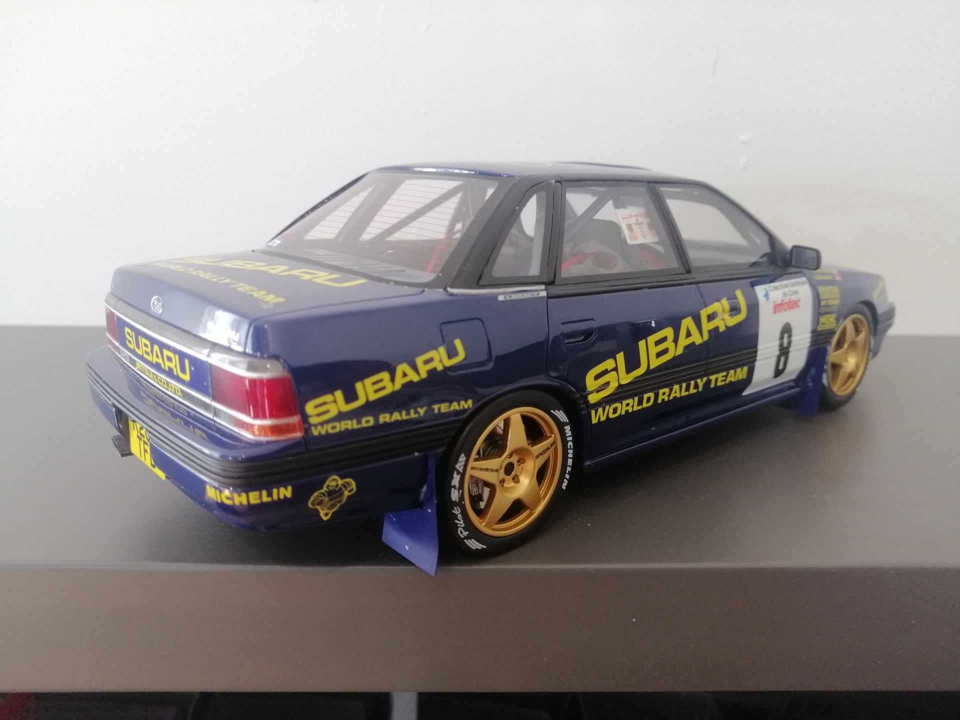 Model Rajdowy Subaru Legacy 1:18 C.McRae/N.Grist