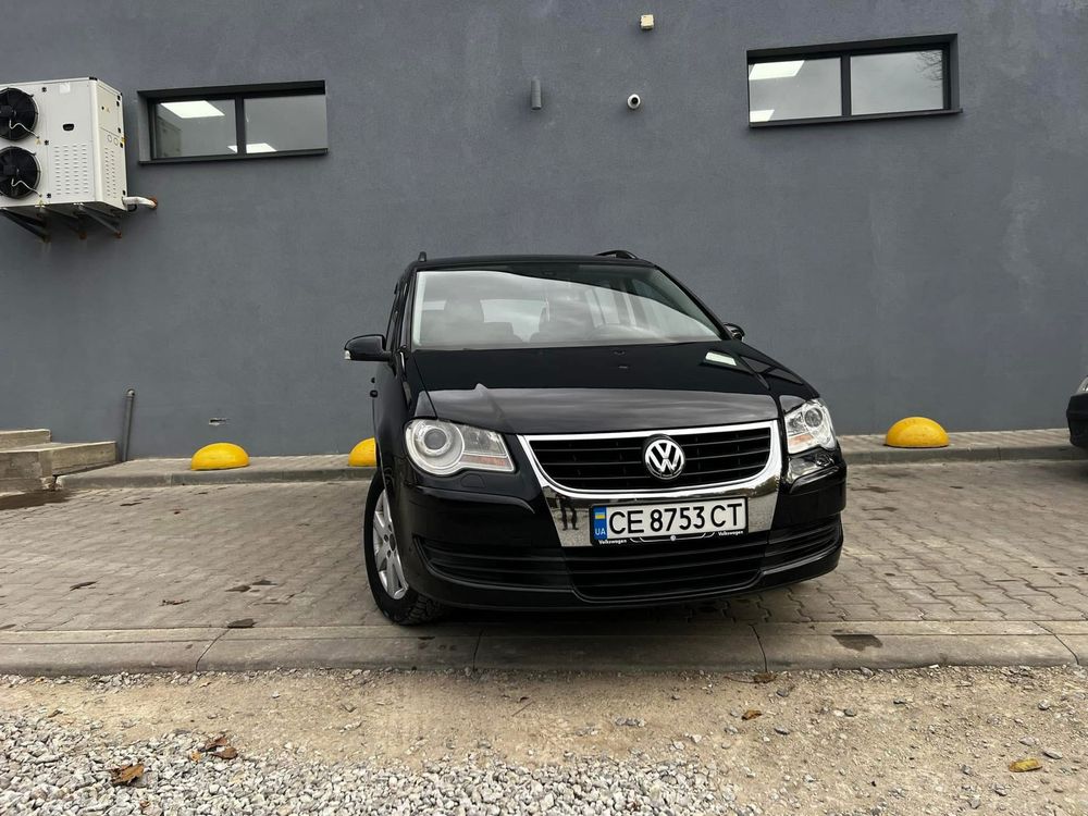 Продам авто volkswagen touran 2008