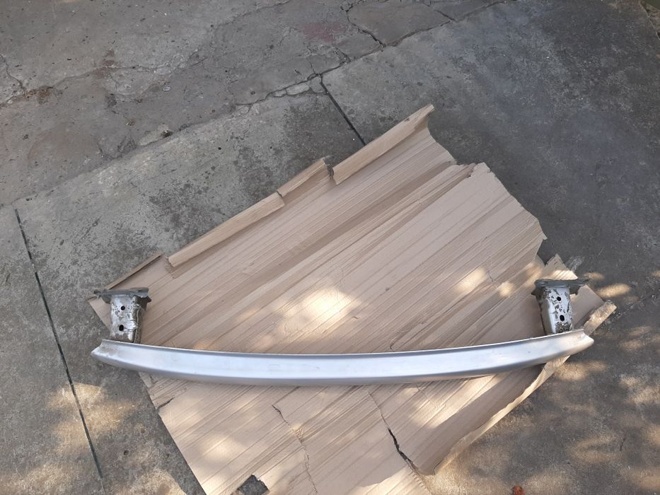 Підсилювач заднього бампера (усілітель)Шкода А5