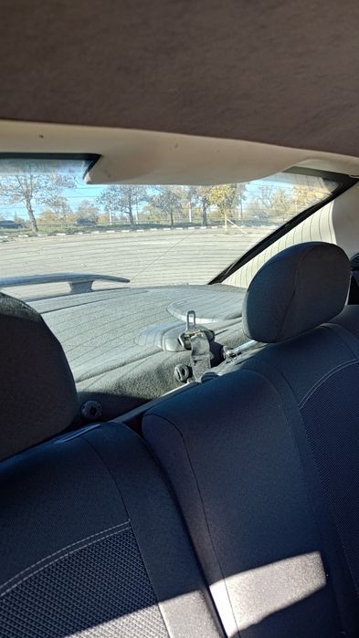 Опель Омега 2000г.