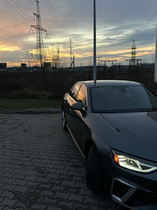 Продам Audi a4b9 2020 року