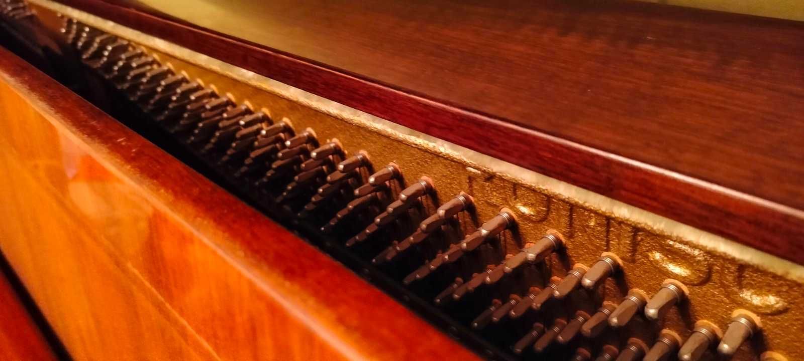 Пианино Ronisch de Luxe, Кабинетный.