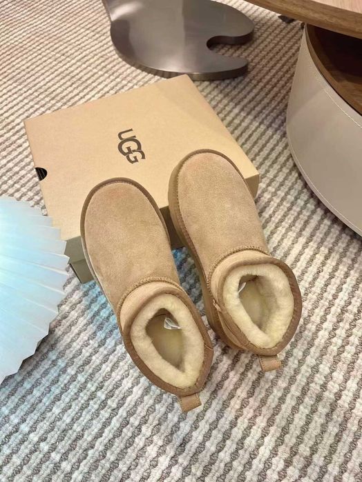 "Buty Trampki" UGG_Classic Ultra Mini Platform BootChestnut_R.40