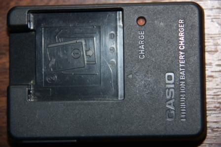 Зарядка для фот-рата Panasonic, Casio,Sony,Olimpus,Canon.Nicon,Conika.