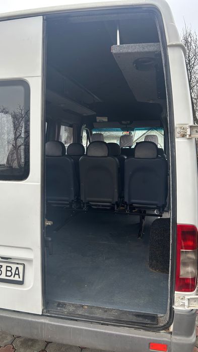 Мерседес Спрінтер 221