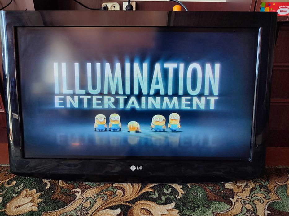 Телевизор LG 32LD320