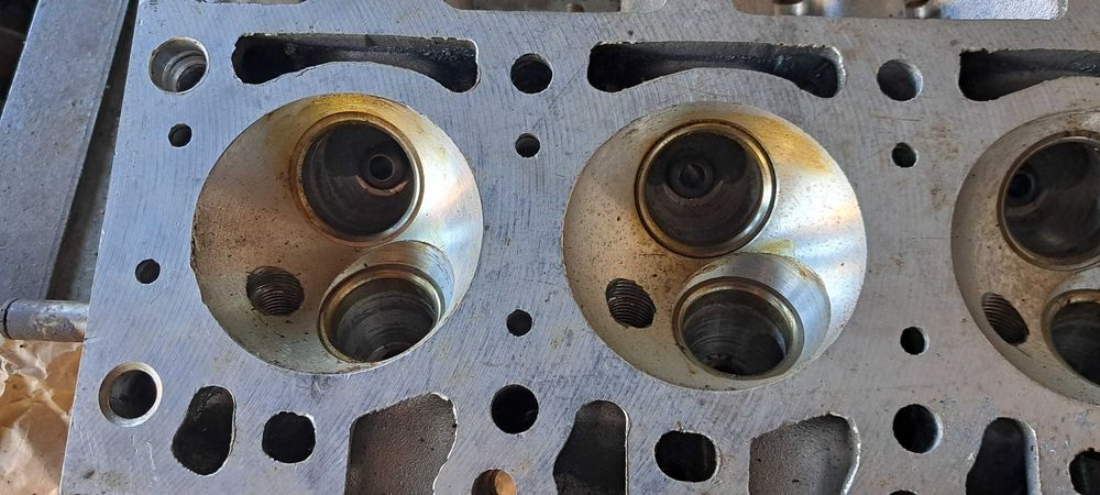 Головка блока циліндрів М412, 2140, 2141, 1,5л, срср.