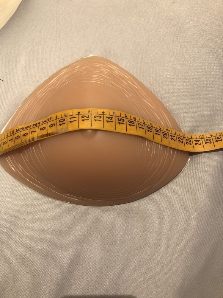Silikonowa proteza piersi
