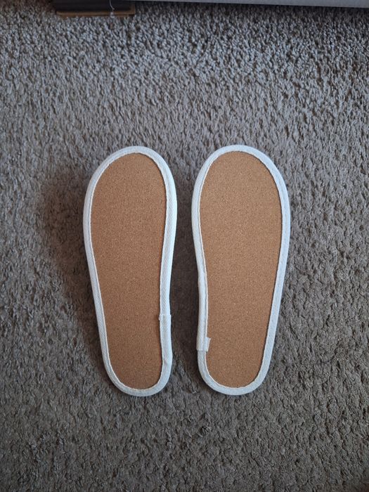 Тапочки домашні капці