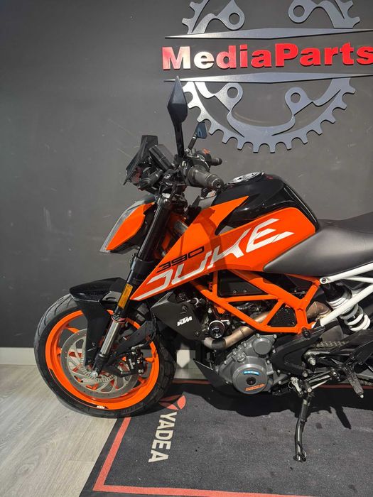 KTM 390 DUKE DE 2020 COM 24696 KMS