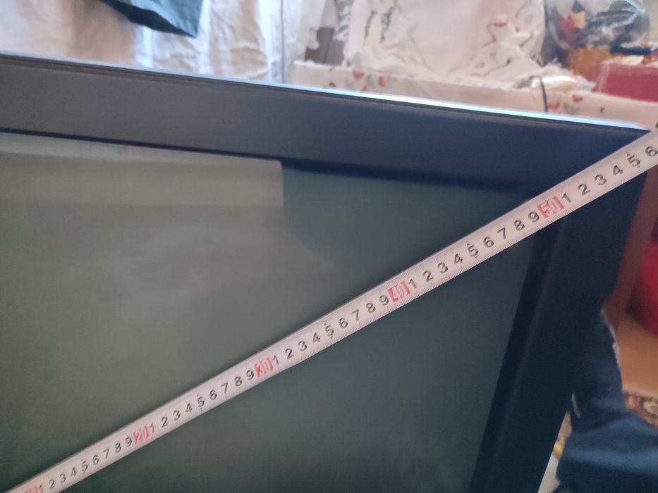 Телевізори Saturn та LG