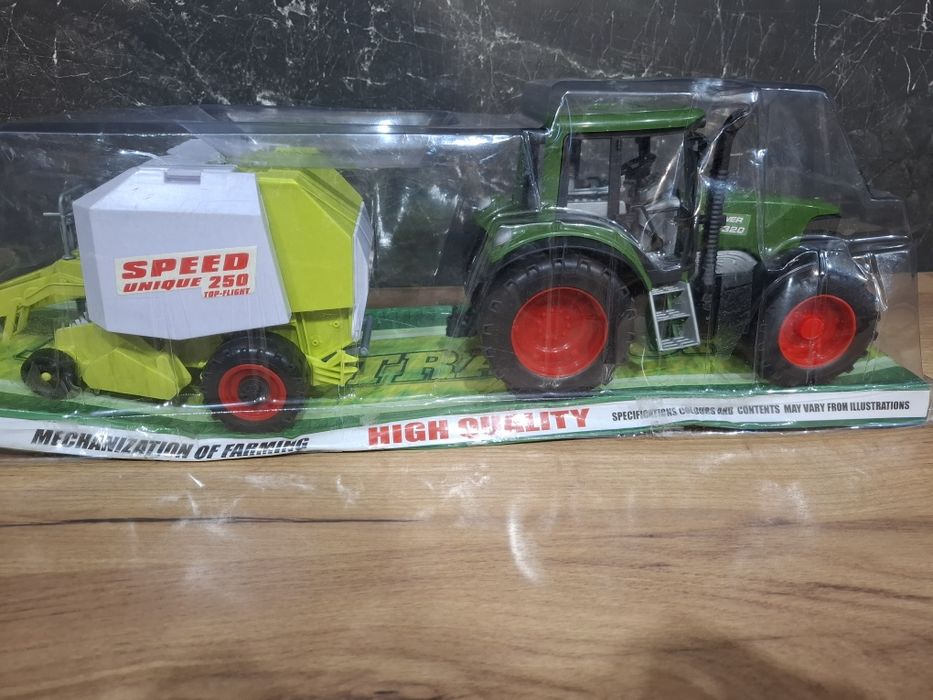 Traktor z przyczepą rolniczą – zabawka mechanizacji rolnictwa, model S