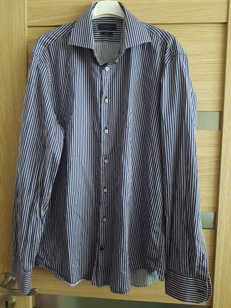 Tommy Hilfiger roz 42, 16 1/2