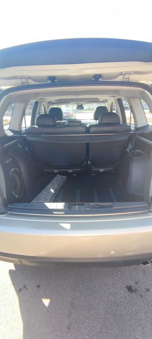 Mitsubishi Outlander XL