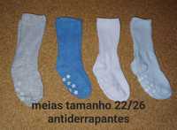 Conjunto de meias tamanho 22/26 ,antiderrapantes, novas