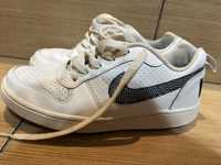 Nike court rozm 36,5 -23,5 cm