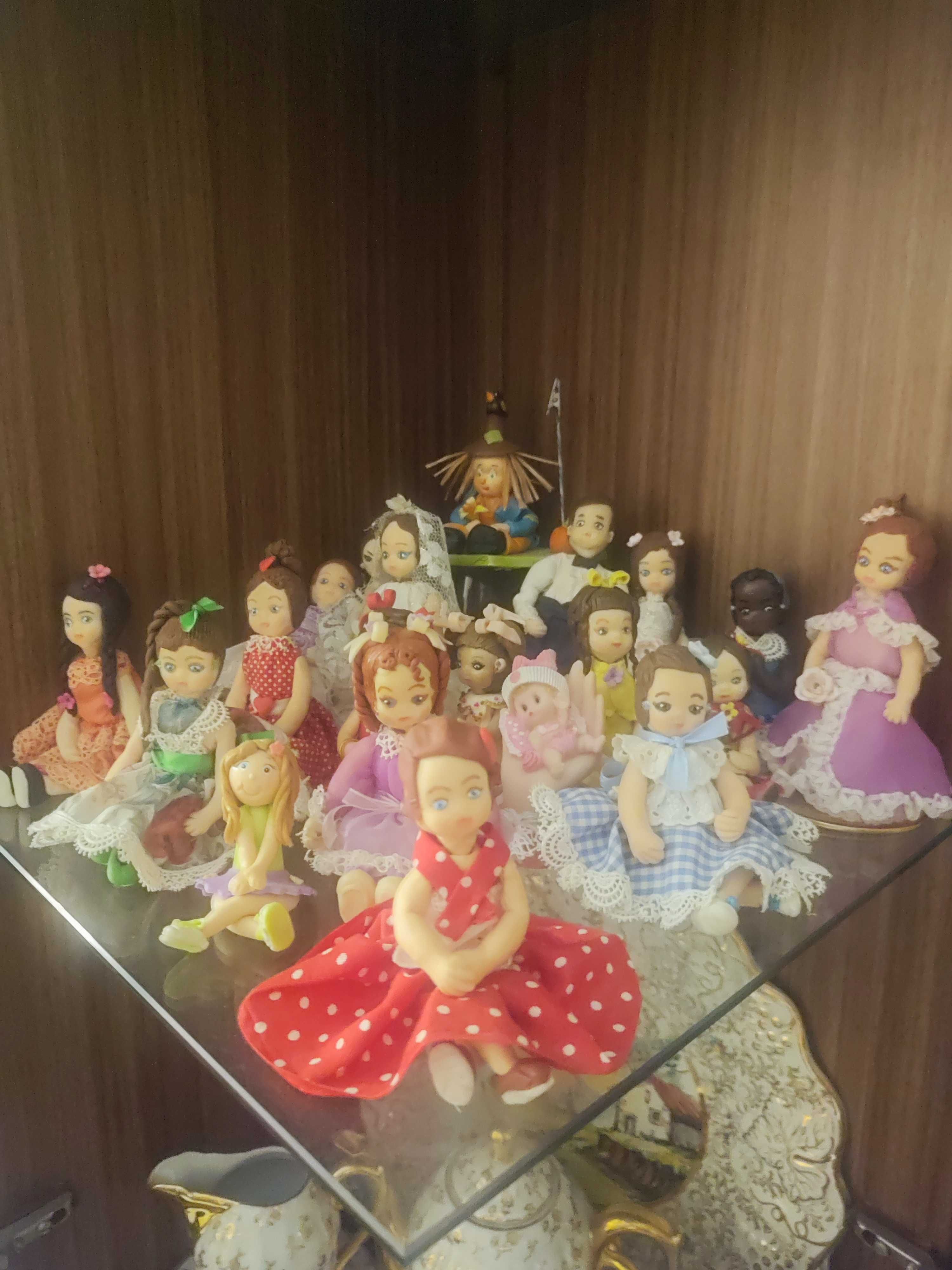 Conjunto bonecas em biscuit