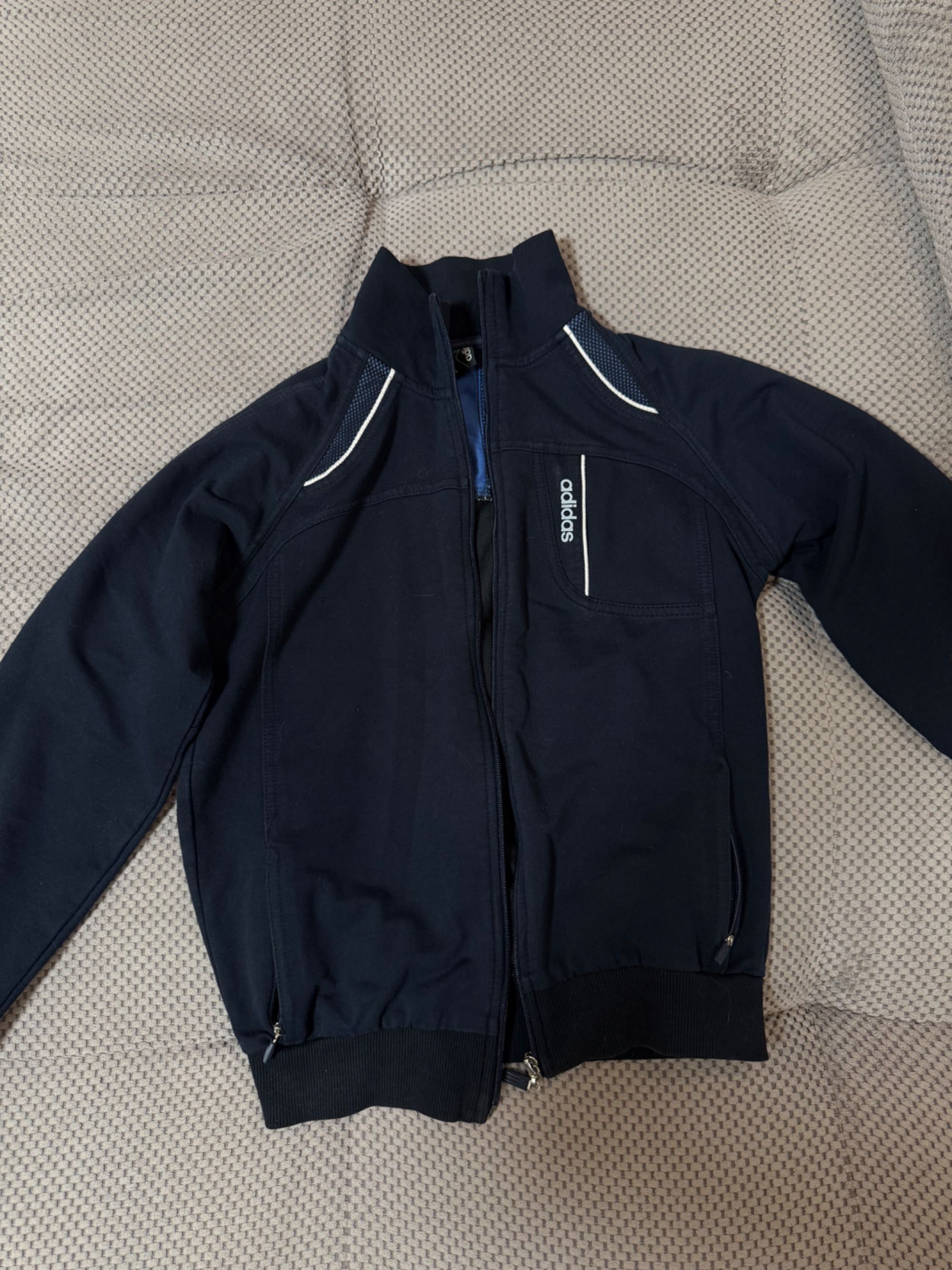 Кофта Adidas женская на молнии