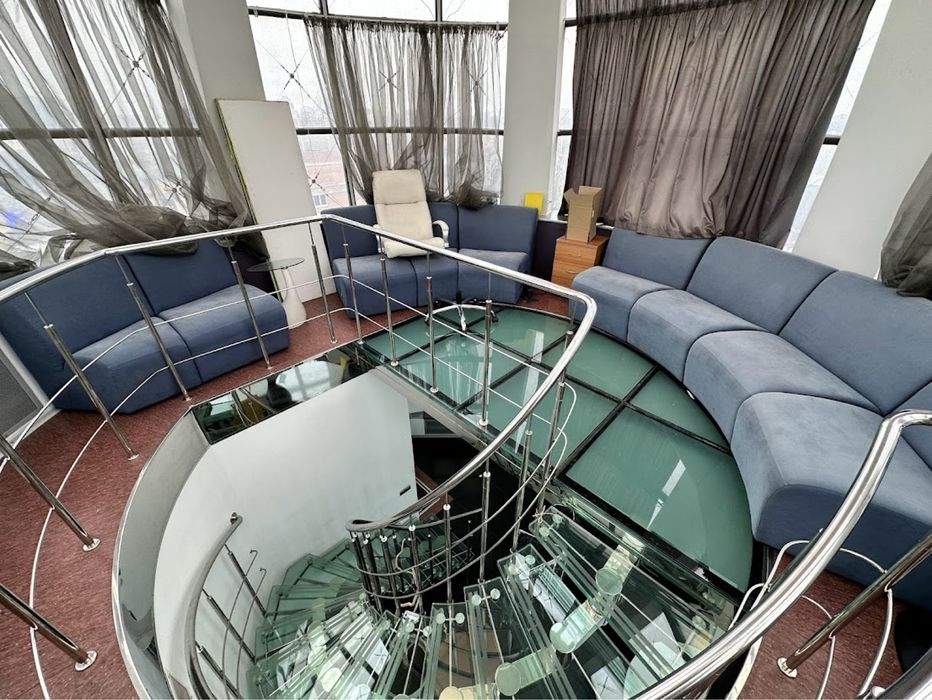 Оренда унікального видового офісу в БЦ Арена (90 кв.м.)