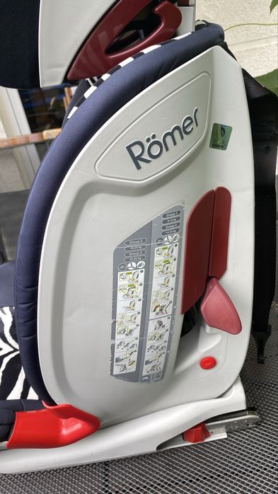 Britax Advantafix Zebra