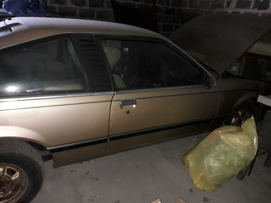 Opel Monza 3.0 automat klima komputer golden