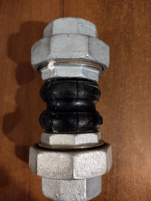 Компенсатор резиновий для опалення