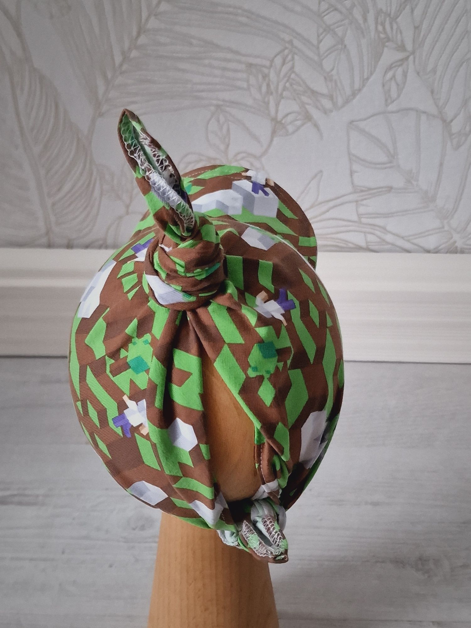 Chusta z daszkiem chłopięca na głowę handmade
