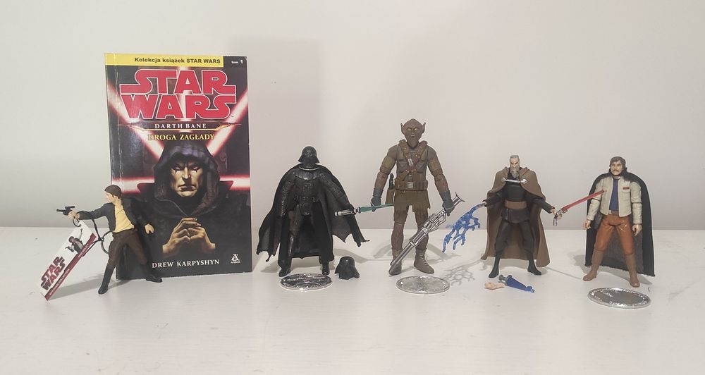 Star Wars książka + figurki: Chewbacca, Vader, Dooku, Darklighter