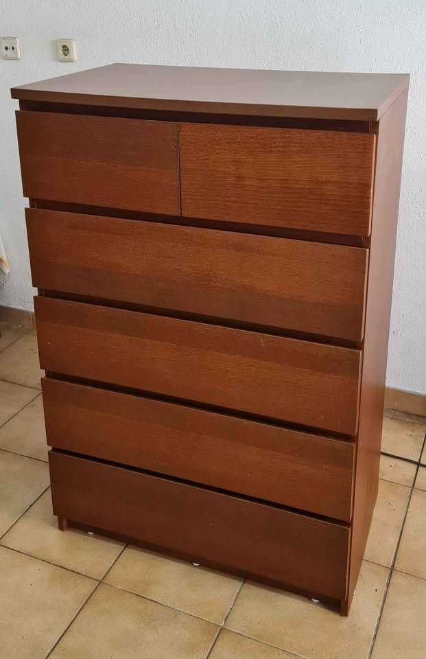 Cómoda Malm 6 Gavetas, Estimada