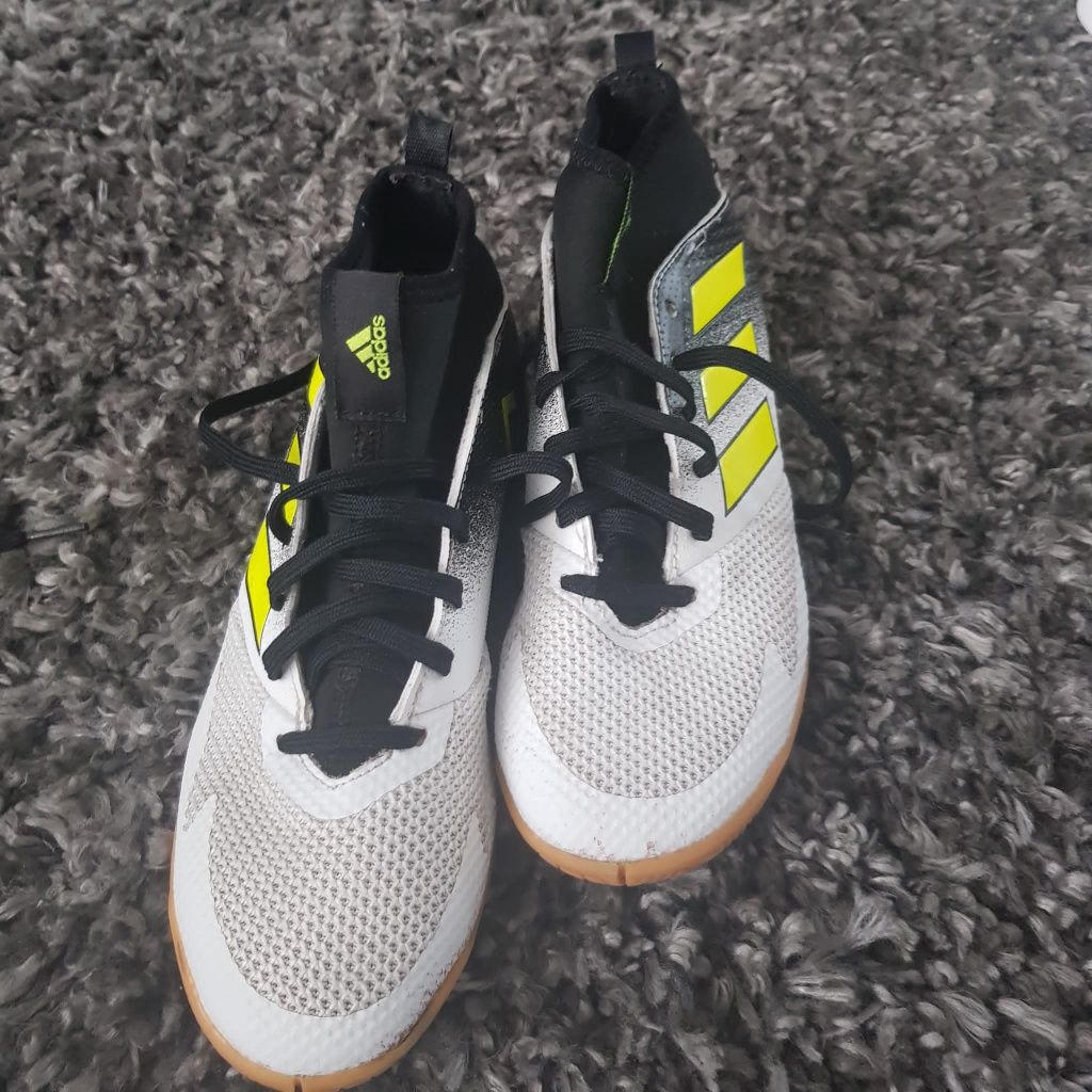 Halówki adidas rozmiar 38 2/3 wkładka 24.5