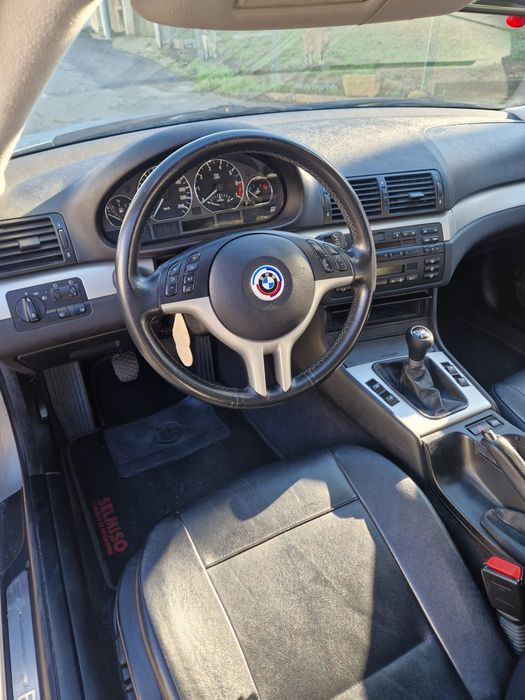 BMW 318ci ( versão 2.0 )