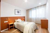 652953 - Quarto com cama de solteiro em...