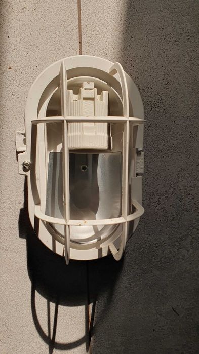 Klosz, lampa do garażu, piwnicy