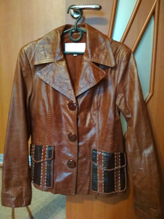 Пиджак из натуральной кожи женский!!