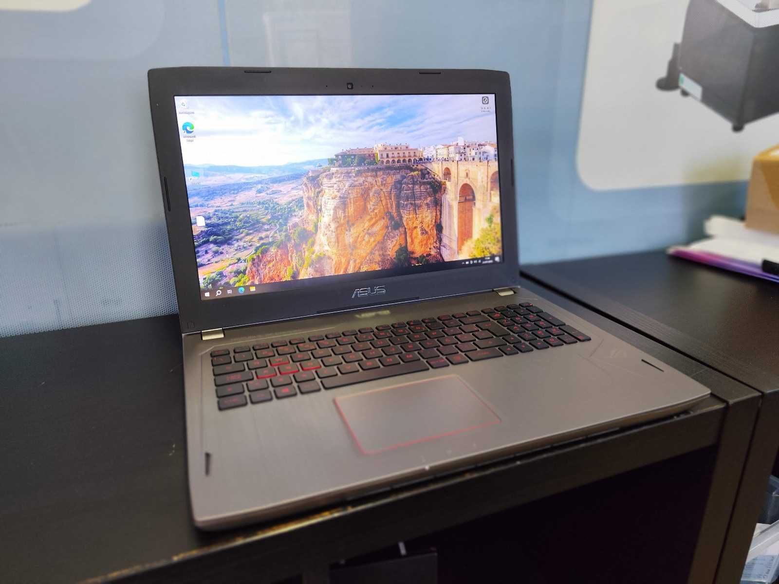 Asus ROG GL502VMK (Gaming)