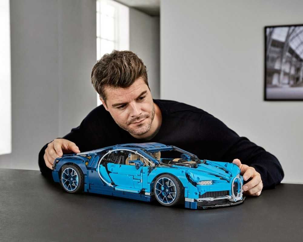 Конструктор 1в1 Lego Technic 42083 - Bugatti Chiron, 3599 дет, НОВЫЙ
