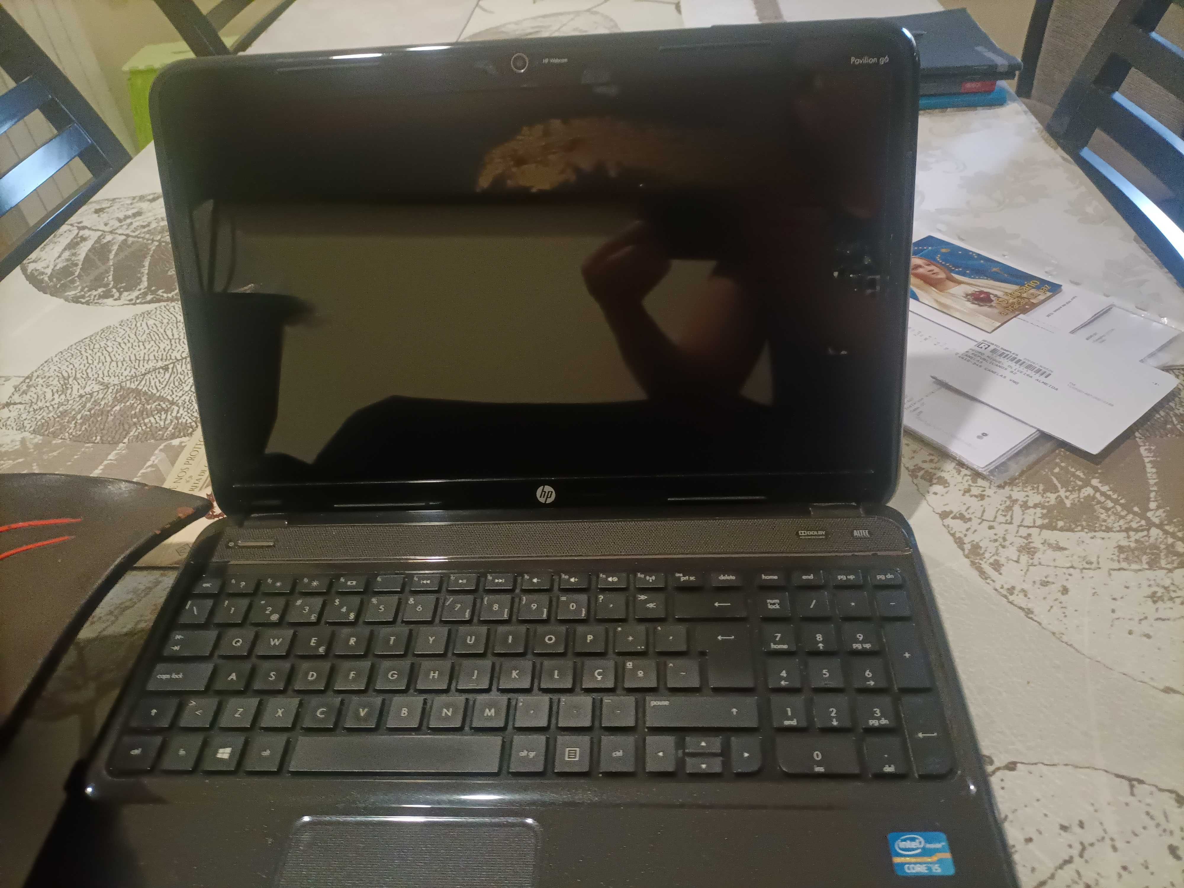 Vendo portátil HP em usado em bom estado sem riscos