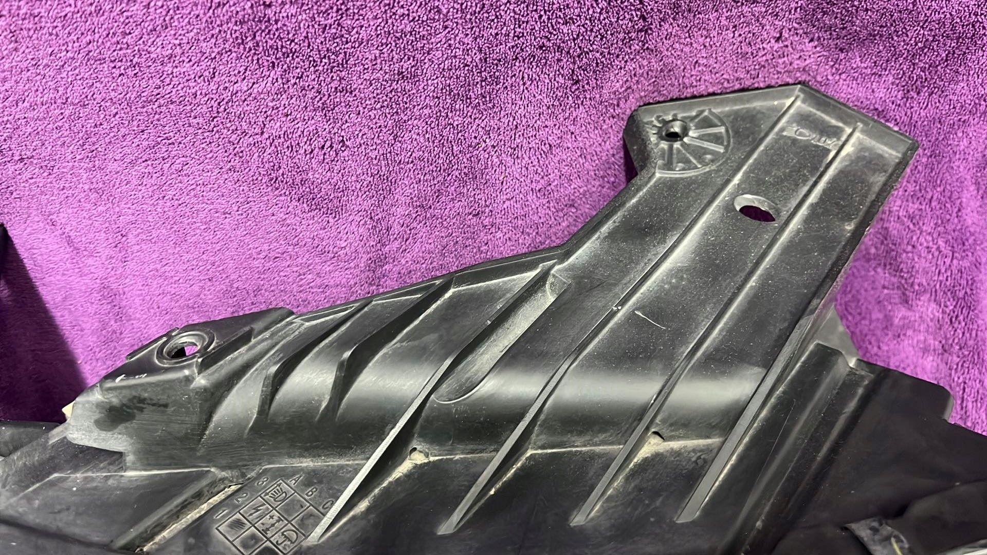 Lampa Chevrolet Camaro BI Xenon Led Lewa Kompletna Lewa igła
