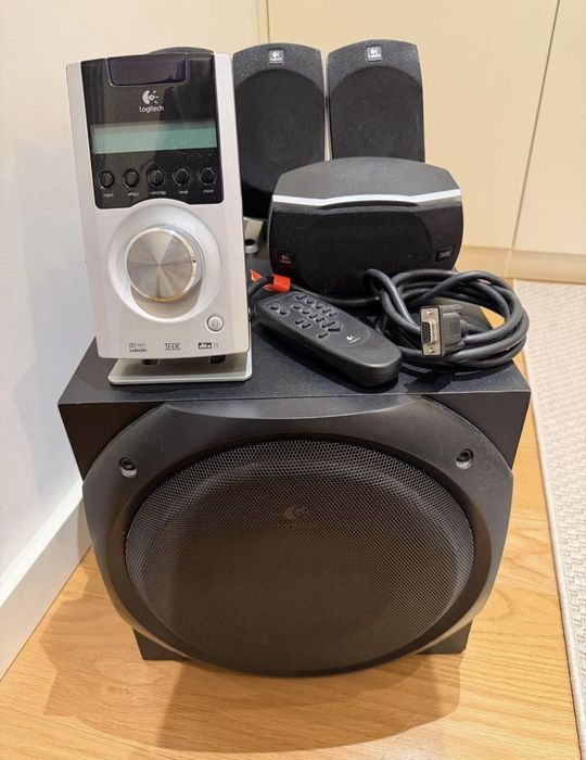 Colunas 5.1Logitech Z5500