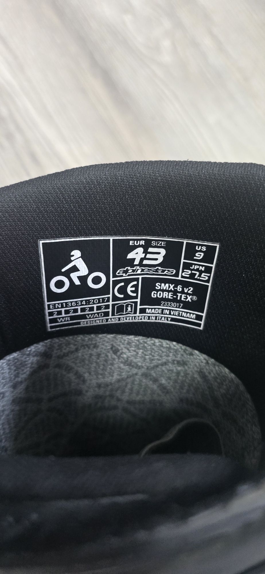 Alpinestars  SMX  6 v2  GORE TEX  43 R