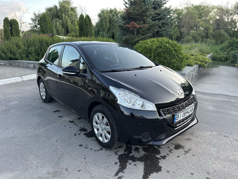 Peugeot 208 1.2 автомат