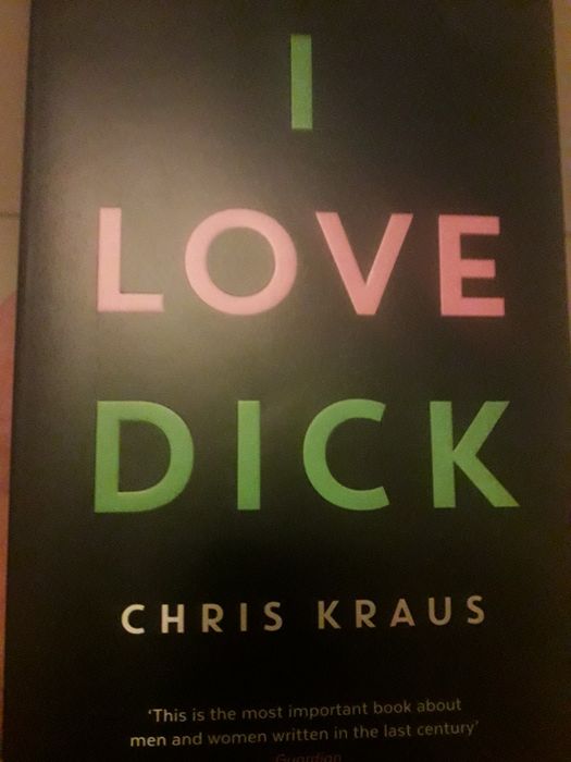 Livro em Inglês  "I love Dick "