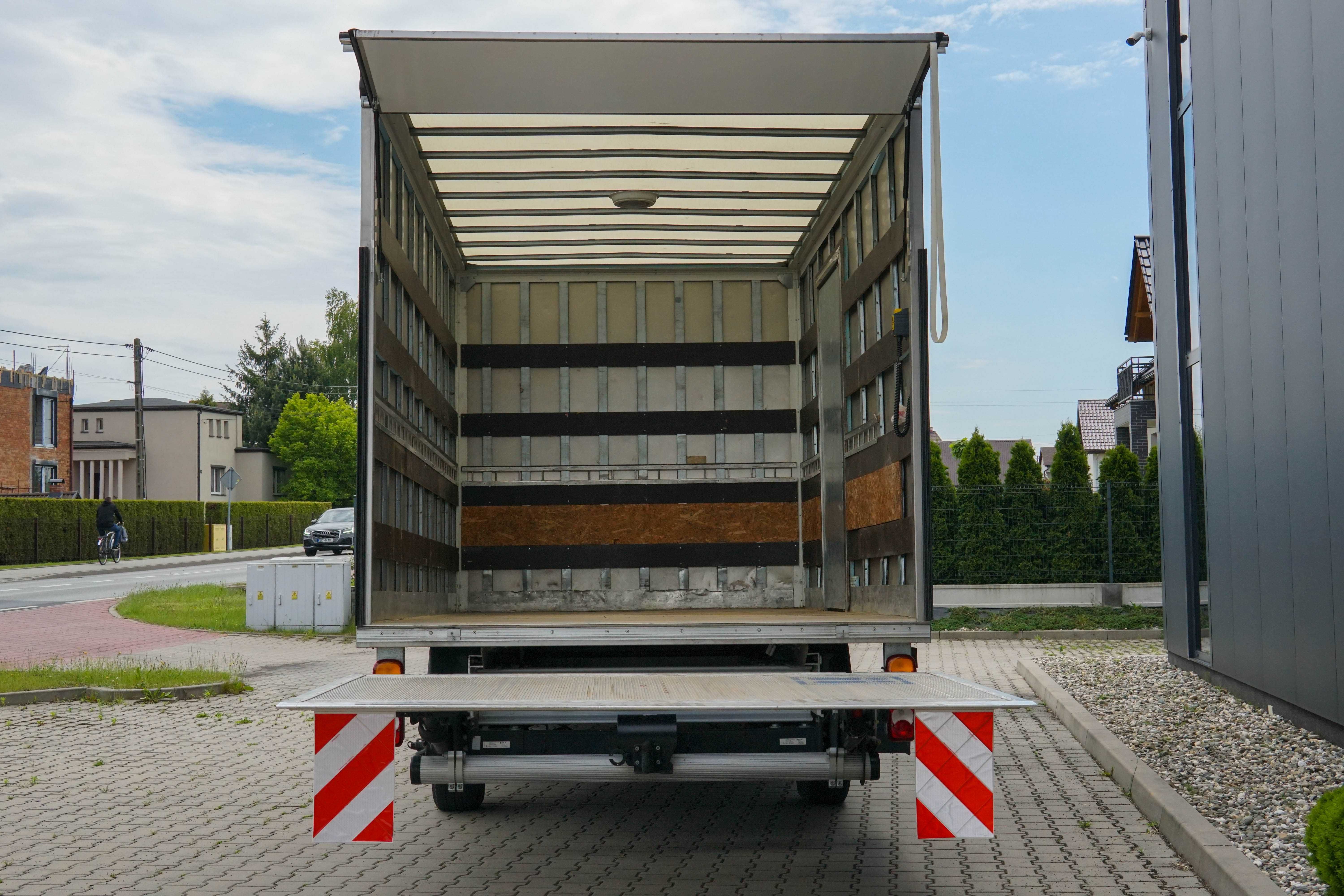 Peugeot Boxer lamBOX | 2017 | Winda Bar | VAT 23% | Kontener | Klima |
