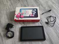 Tablet multimedialny 9 cali.  Brak obrazu.  Zestaw.