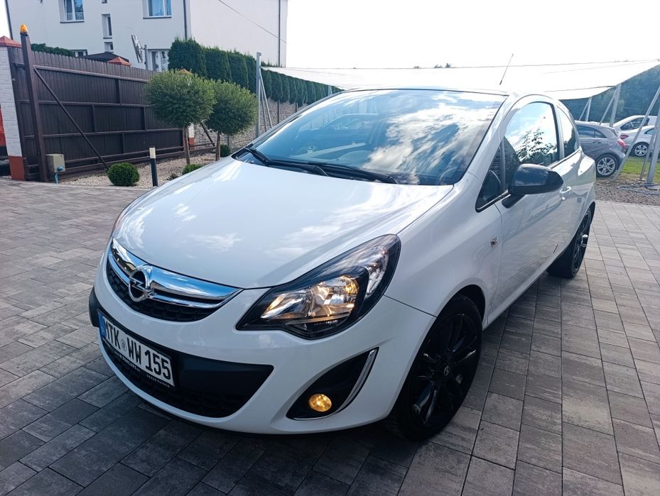Opel Corsa D lift Edition 1.4 b 101KM org lak i prze.Aso Niemcy