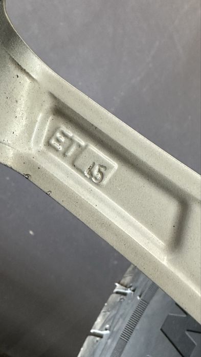 Продам диски R17, р17 ( легкосплавні, borber)
