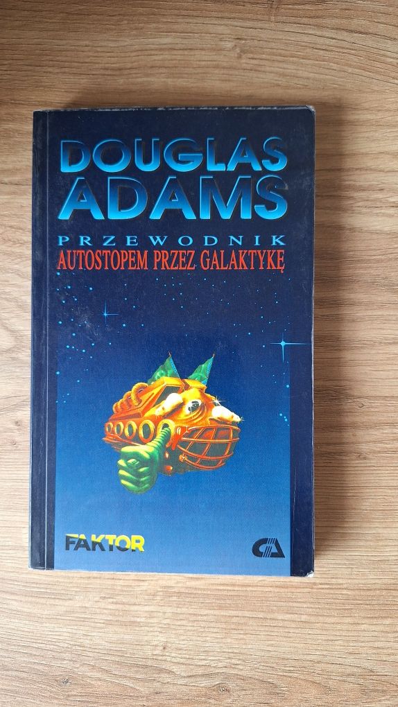 Przewodnik Autostopem przez Galaktykę - Douglas Adams