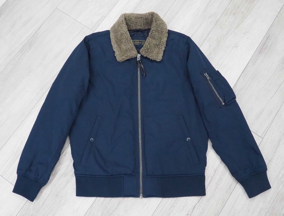 Hollister by Abercrombie & Fitch_Men’s Sherpa Collar Bomber_ XS/S