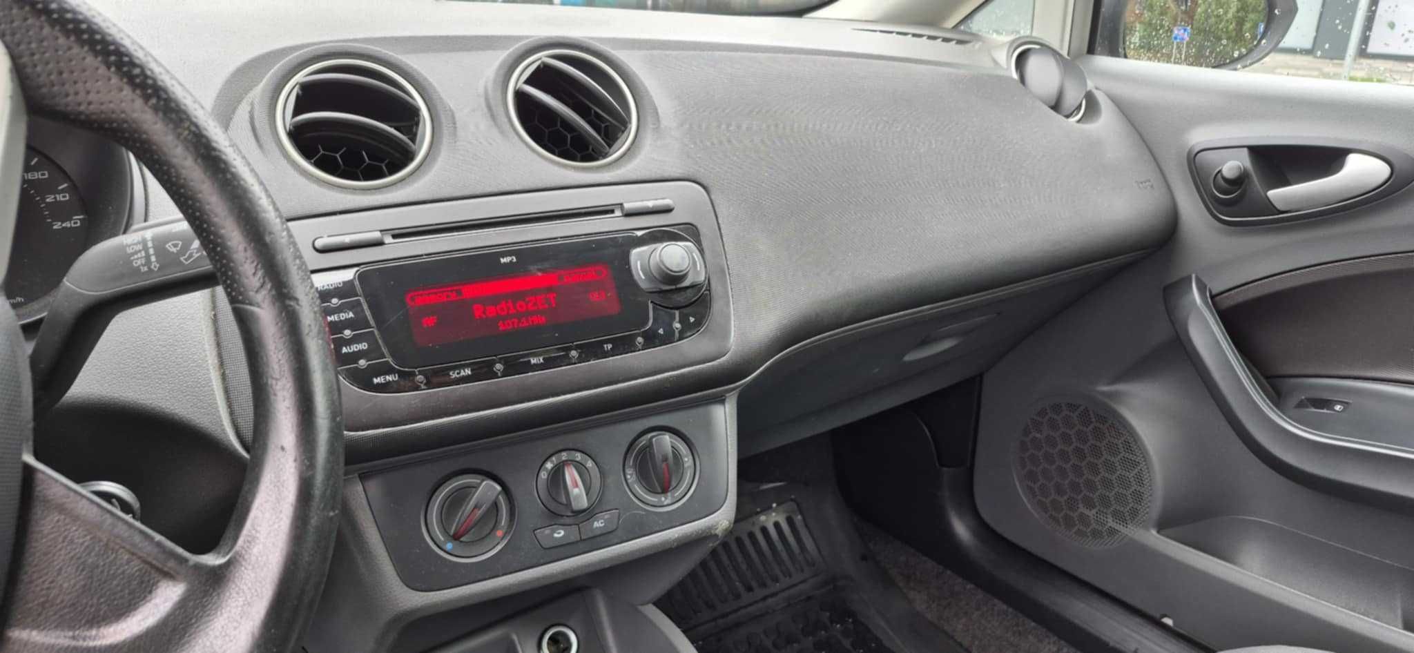 Seat Ibiza 1.2 LPG 2011 klima elektryczne szyby